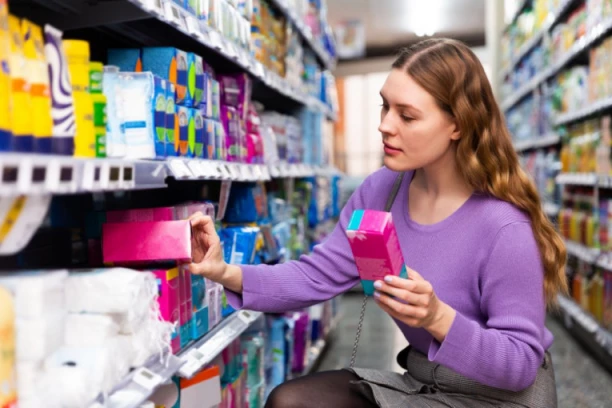 POBESNELE ŽENE UGROZILE BIZNIS VREDAN 13 MILIJARDI DOLARA: Zbog snimka na društvenim mrežama MORALA DA REAGUJE I DRŽAVA (VIDEO)