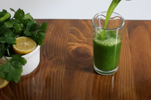 OVAKO SE MRŠAVI PREKO NOĆI! Napitak koji topi masne naslage - čudo za organizam!