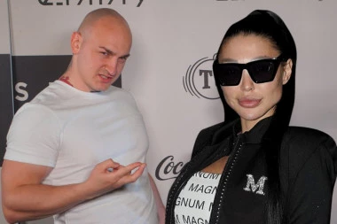 DESINGERICA UDARIO MAJI ZABRANU?! Zadrugarka saterana u ćošak, tajna afera sa oženjenim reperom skupo je koštala!