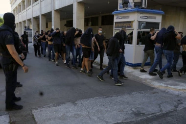 HRVATE ČEKA PAKAO: Grci spremili OSVETU - jedna slika iz ZATVORA sve govori! (FOTO)