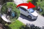 NONŠALANTNO SE PARKIRALA PORED GRMA I URADILA NAJGNUSNIJU STVAR IKADA! Građani, besni hoće da je nađu po tablicama - neviđena drama u Borči!