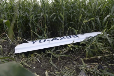 POSLEDNJE REČI PILOTA KOJI JE POGINUO PRILIKOM PADA AVIONA! Evo šta je rekao osoblju sportskog aerodroma