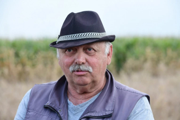 PRVA IZJAVA SVEDOKA DRAGANA NA ČIJOJ NJIVI SE SRUŠIO AVION: Deo letelice je pao 500 metara od mene (VIDEO)