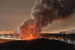 PODMOSKOVLJE NOĆAS OPET GORELO: Na mestu obaranja drona izbio ogroman požar, vatra i dim se videli sa više kilometara! (VIDEO)