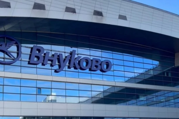 DRAMATIČNO JUTRO U MOSKVI: Na svim aerodromima aktiviran plan "Tepih!"Evo šta to znači!