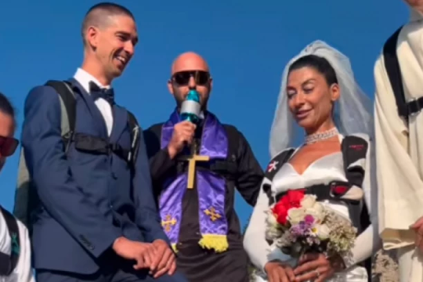 NAKON ŠTO JE SVEŠTENIK IZGOVORIO ZAVETE, MLADENCI SU SKOČILI U PROVALIJU: Šokantan snimak venčanja kruži internetom (FOTO+VIDEO)