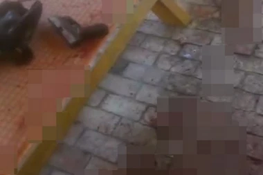 UZNEMIRUJUĆI SADRŽAJ! Najnoviji detalji MONSTRUOZNOG ZLOČINA u Gradačcu, ostavio ŽENU I BEBU U LOKVI KRVI I SVE TO SNIMIO (FOTO)