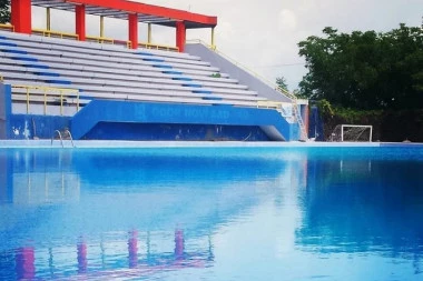 KUPANJE I UŽIVANJE: Gradski bazen omiljena destinacija stanovnika Velike Plane