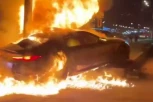 U PUNOJ BRZINI SE ZAKUCALI U STUB I IZGORELI: Sin poznatog biznismena i suvozač umrli UŽASNOM SMRĆU u zapaljenom BMW-u! (UZNEMIRUJUĆI VIDEO)
