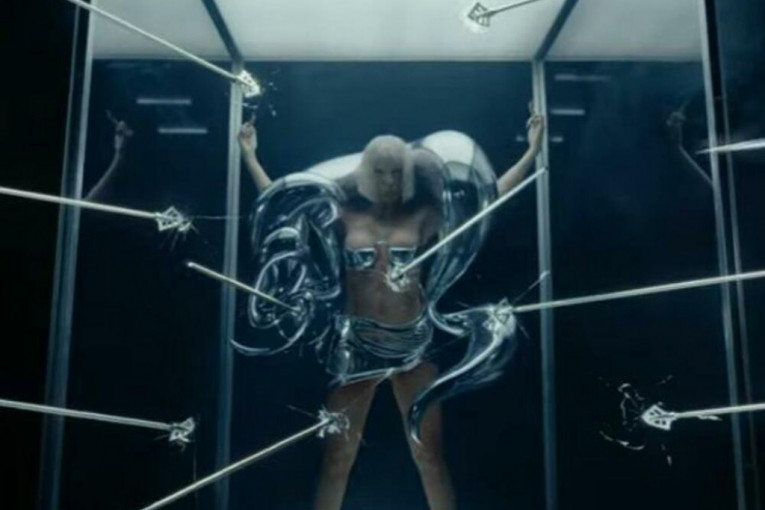 Jelena Karleuša Karlybitch