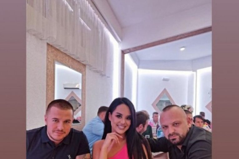 Tijana Em pokazala novog dečka