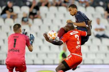 KAKO SAMO IGRA SEVERINA: Partizan iz dvojke u keca i uz pomoć penala srušio Radnički!