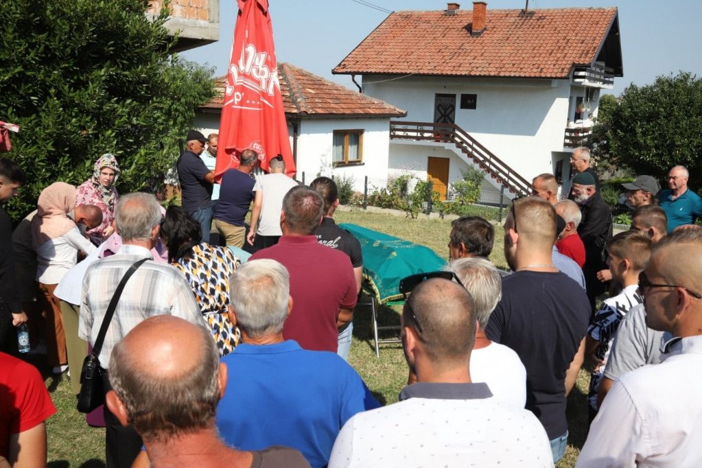 Sahrana Nizame Hećimović 