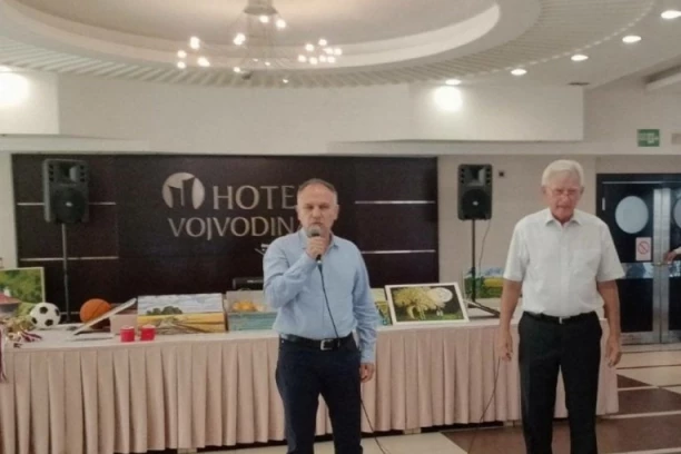 DRAGAN MARKOVIĆ MARKONI: Penzioneri Vojvodine daće doprinos Strategiji za stare!