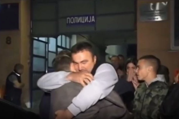 SUĐENJE ZA OTMICU MALOG PETRA TRAJE VEĆ ČETIRI GODINE: Dečak iznova proživljava traume svaki put kada se sretne s otmičarima u sudnici