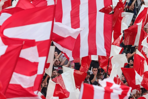 KRILNI NAPADAČ NAPUSTIO MARAKANU: Evo gde će karijeru nastaviti ofanzivni fudbaler koji je sa Zvezdom igrao i Ligu šampiona!