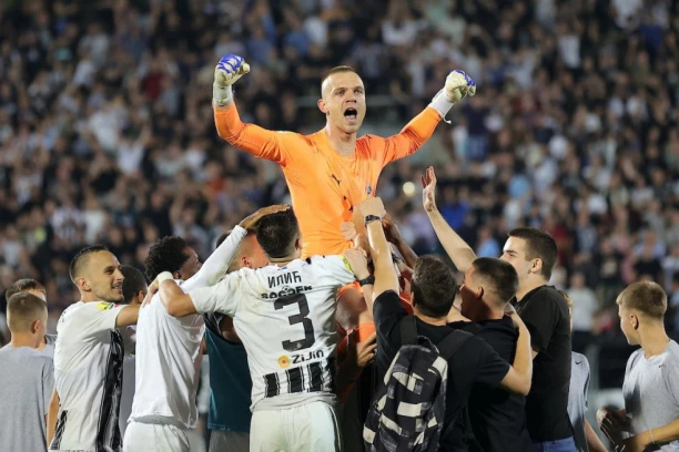 GOLMAN PARTIZANA JOVANOVIĆ O DERBIJU SA ZVEZDOM: Bili smo "licem u lice" i pokazali gde nam je MESTO! Ni mi sami NISMO VEROVALI!