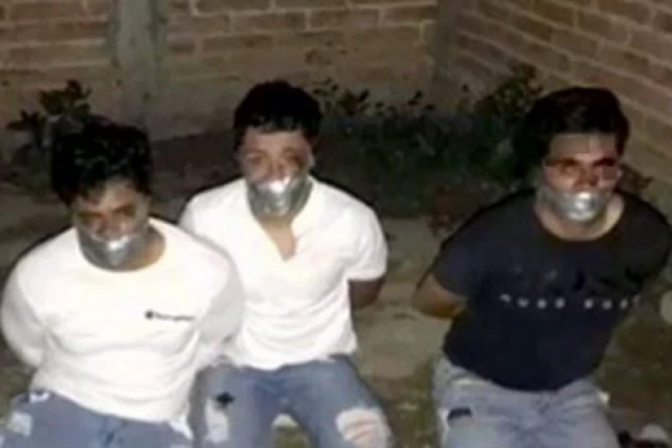 PRIJATELJU IZ DETINJSTVA MORAO DA ODRUBI GLAVU: Surovost meksičkih kartela NEMA GRANICA, petoro otetih studenata doživelo STRAVIČNU SUDBINU! (UZNEMIRUJUĆI VIDEO)