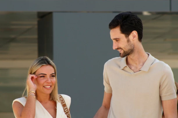 POKUŠAVAO SAM DA REKONSTRUIŠEM PAD U GLAVI, ALI NIČEGA SE NE SEĆAM: Golman PSŽ o teškom periodu posle KOME!