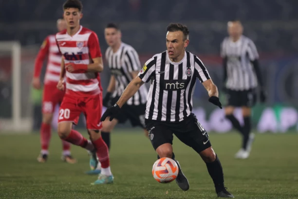 ŠOKANTNA ODLUKA: Nakon samo mesec dana od starta nove sezone, igrač je napustio klub - već je poznato gde će igrati do kraja aktuelne takmičarske godine?