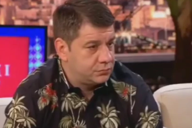 IVAN MARINKOVIĆ RAZBESNEO NACIJU: Snimao ljude na kvarno, pa ih javno ismevao i "čašćavao" gnusnim uvredama! (VIDEO)