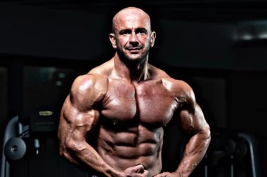 MONSTRUMA IZ GRADAČCA STEROIDI NAPRAVILI U PSIHOPATU BEZ EMOCIJA: Umesto 0,2 miligrama, uzimao 15, u BIH ovu nelegalnu supstancu kupuju i u APOTEKAMA!