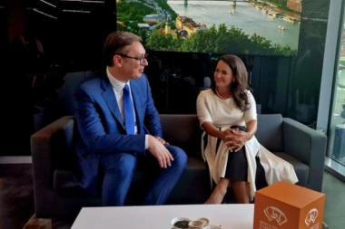 "SRBIJA IMA AMBICIOZNE I SMELE PLANOVE" Predsednik Vučić sa predsednicom Mađarske: Živelo prijateljstvo naših zemalja (FOTO)