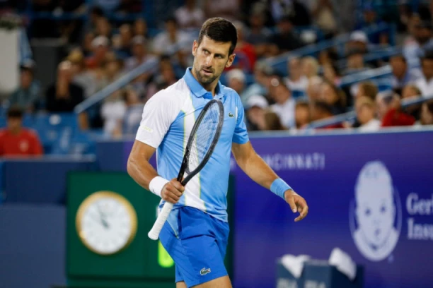 ŠAMPIONSKA ČESTITKA: Novak se OGLASIO, pa krenuo i ON po PEHAR!