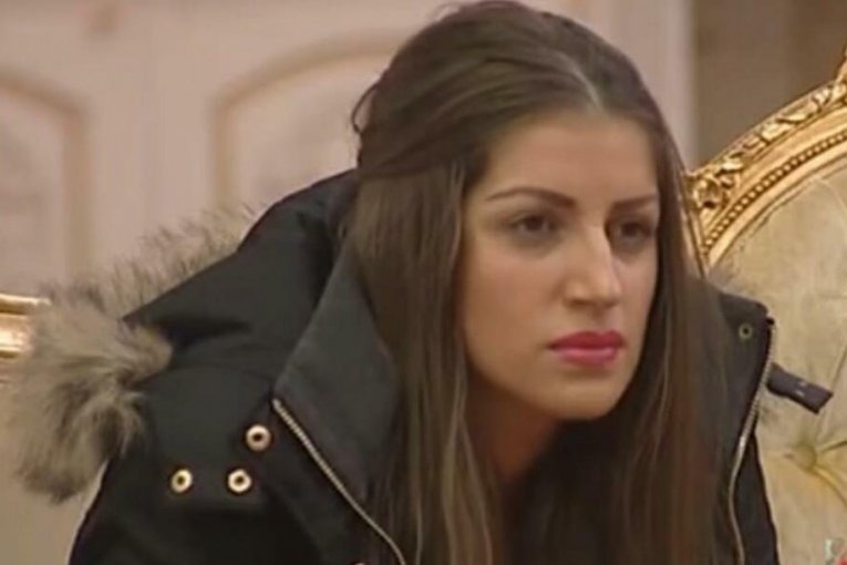 Dalila Dragojević pre i posle operacija