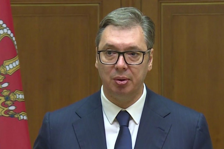 VUČIĆ DANAS U PETROVCU NA MLAVI: Predsednik u obilasku završnih radova na mostu