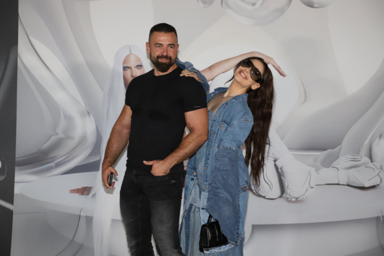 Sanja Vučić sa bratom na promociji albuma Jelene Karleuše