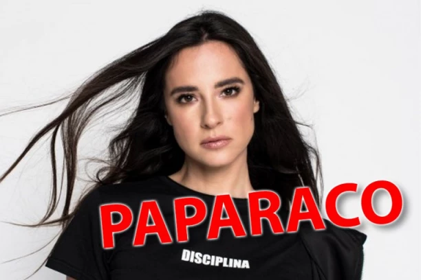 NAPUSTILA SRBIJU NAKON KARLEUŠINE PROMOCIJE: Uhvatili smo Sajsi MC na aerodromu sa NJOM! (PAPARACO)