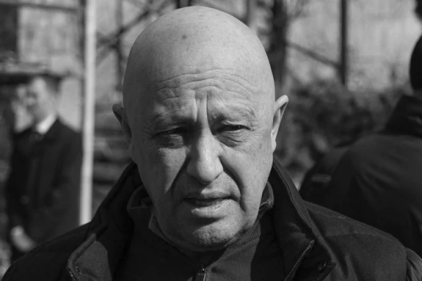 PRIGOŽIN IMAO DVOJNIKE: Posle bune na Putina savetovali ga da se "ne naginje kroz prozor"!