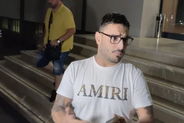 DARKO LAZIĆ PUŠTEN, NAKON ČETIRI SATA SASLUŠANJA: Pevač otkrio šta se tačno dogodilo!