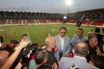 VUČIĆ OBIŠAO NOVOIZGRAĐENI STADION U LESKOVCU: Najavio izgradnju novih sportskih centara u Srbiji i veća ulaganja u fudbal