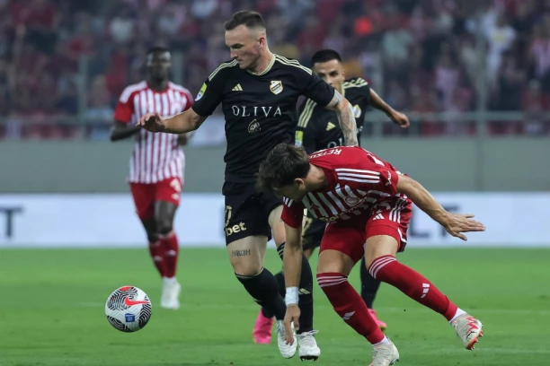 OVO NE VALJA: Čukarički posle 15 minuta gubi 2:0!