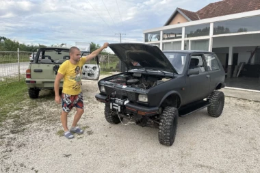 OD "JUGIĆA" NAPRAVIO MOĆNU GRDOSIJU NA ČETIRI TOČKA: Miloš konstruisao džip za šumske i brdske trke - za ovu ZVER nema prepreka!