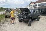 OD "JUGIĆA" NAPRAVIO MOĆNU GRDOSIJU NA ČETIRI TOČKA: Miloš konstruisao džip za šumske i brdske trke - za ovu ZVER nema prepreka!