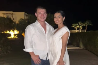 TANJA SAVIĆ PROGOVORILA O SVADBI SA PILOTOM: Pevačica otkrila ISTINU o odnosu sa Muhamedom!