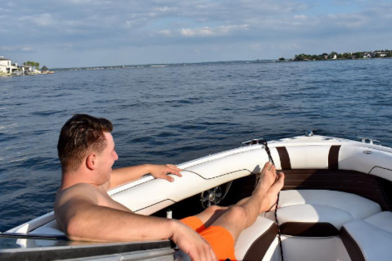 Ovo je novi dečko Tanje Savić, Muki Bešić Instagram