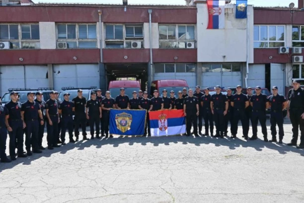 Srbija uputila 30 vatrogasaca da pomognu u gašenju požara u Grčkoj! (FOTO)