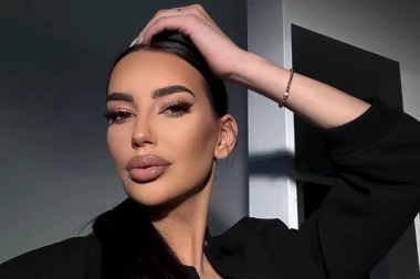 "SLALI SU MI SLIKE POLNOG ORGANA" Kaća Grujić muči muku sa muškim obožavaocima!