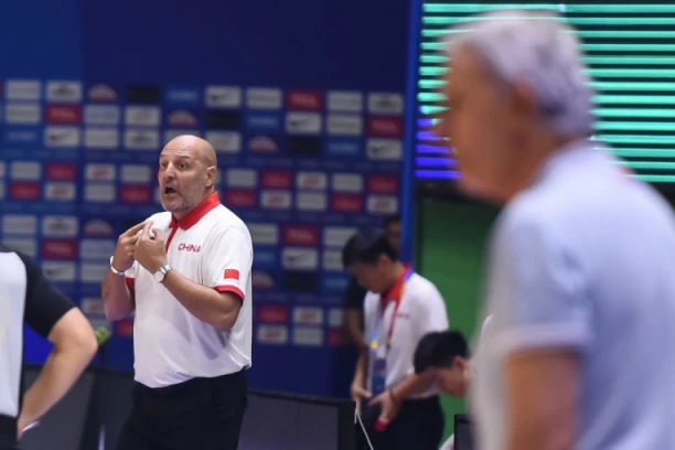 SALE, LEGENDO: Selektor Kine još jednom pokazao svoju veličinu - OVO se nije videlo u prenosu! (VIDEO)