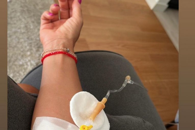 Kaja Ostojić na infuziji