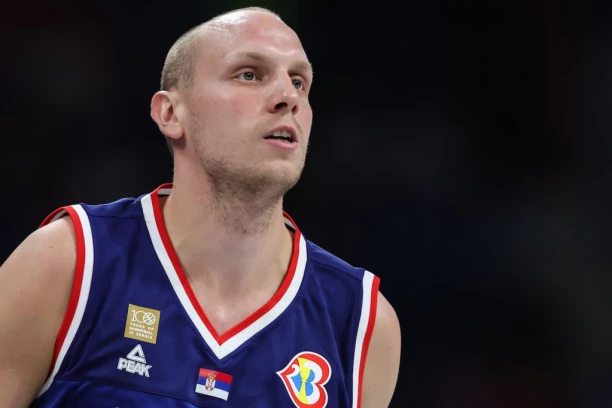 DEJAN DAVIDOVAC UŽIVA U REPREZENTACIJI:  Pobegli smo ovde da se družimo