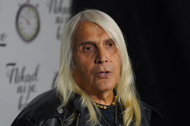 POTRESNI DETALJI O BORI ČORBI OBELODANJENI NAKON NJEGOVE SAHRANE: Njegov kum priznao šta se dešavalo sa njim! (VIDEO)