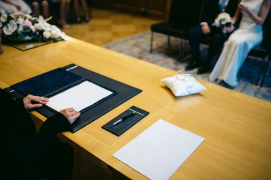 OVAKO MATIČARI IZ SRBIJE ZNAJU KO ĆE SE RAZVESTI: Kod svih primete JEDNO i to je NEPOGREŠIV znak da brak neće opstati!