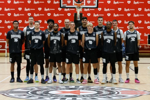 EVROLIGAŠKE PROVERE: Partizan startuje na PREJAKOM turniru!