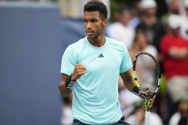 OVO JE NEZABELEŽENO! MADRID UKLET ZA TENISERE: Feliks prošao u finale, a umesto ŠEST, odigrao TRI meča!