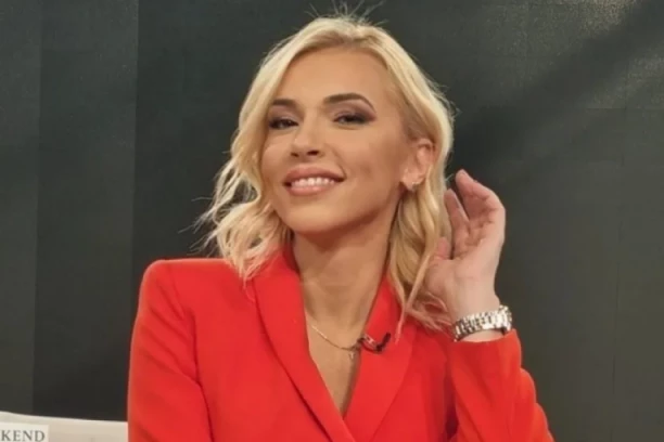 OVAKO JE IRINA VUKOTIĆ IZGLEDALA PRE 20 GODINA! Isplivala fotografija stara DVE DECENIJE! (FOTO)